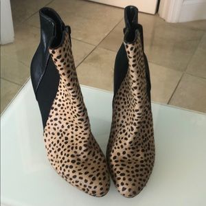 White House Black Market low boots